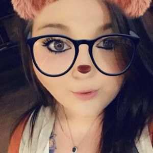 Meet your Posher, Victoria